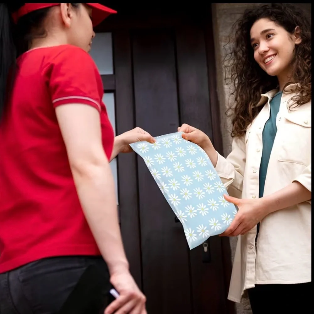 40 Poly Mailers, 50 Cards & 500 Stickers Bundle + 4 Thank You Gifts - Picture 12 of 16